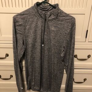 Nike 1/4 zip pullover. Small. Gray